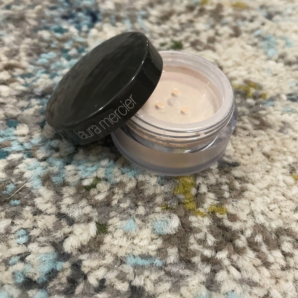 Laura Mercier Translucent Setting Powder Gold